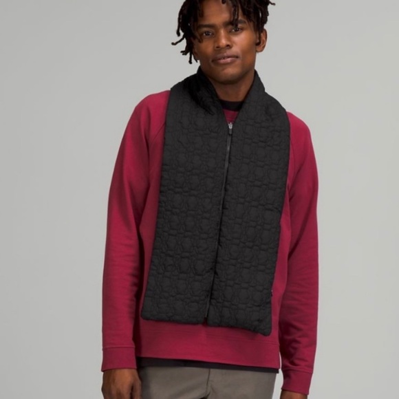 Lululemon Black Reversible Quilted Zip Scarf Unisex Nwt - Picture 2 of 14